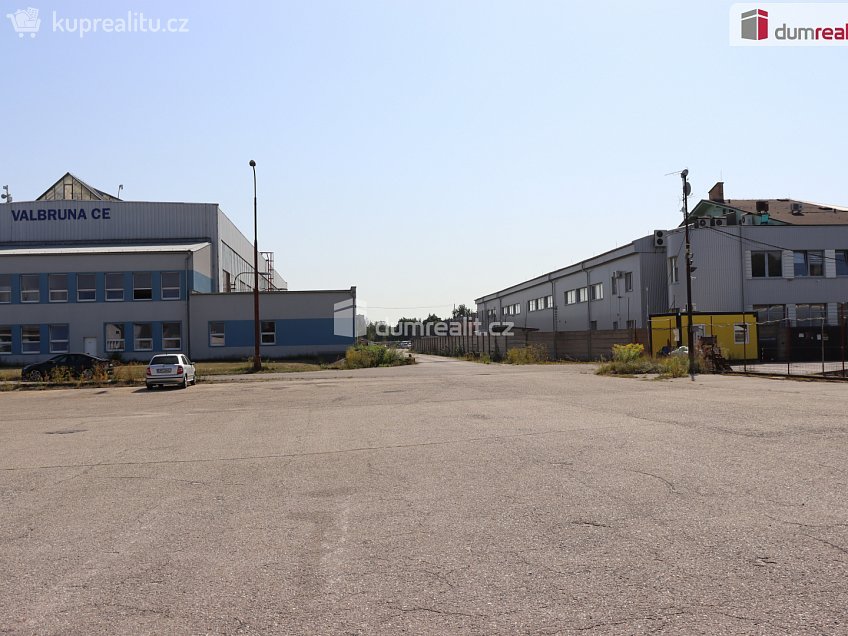 Pronájem  kanceláře 1733 m^2 Libušina, Olomouc 