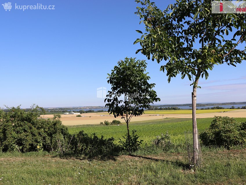 Prodej  garáže 165 m^2 U Venuše, Horní Věstonice 