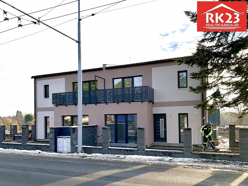 Prodej  rodinného domu 200 m^2 Velká Hleďsebe, Velká Hleďsebe 