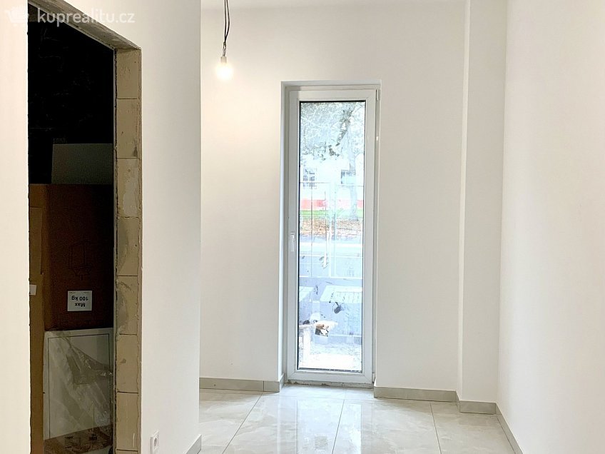 Prodej  rodinného domu 200 m^2 Velká Hleďsebe, Velká Hleďsebe 