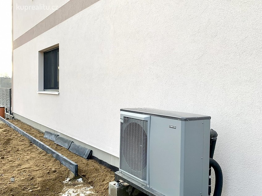 Prodej  rodinného domu 200 m^2 Velká Hleďsebe, Velká Hleďsebe 