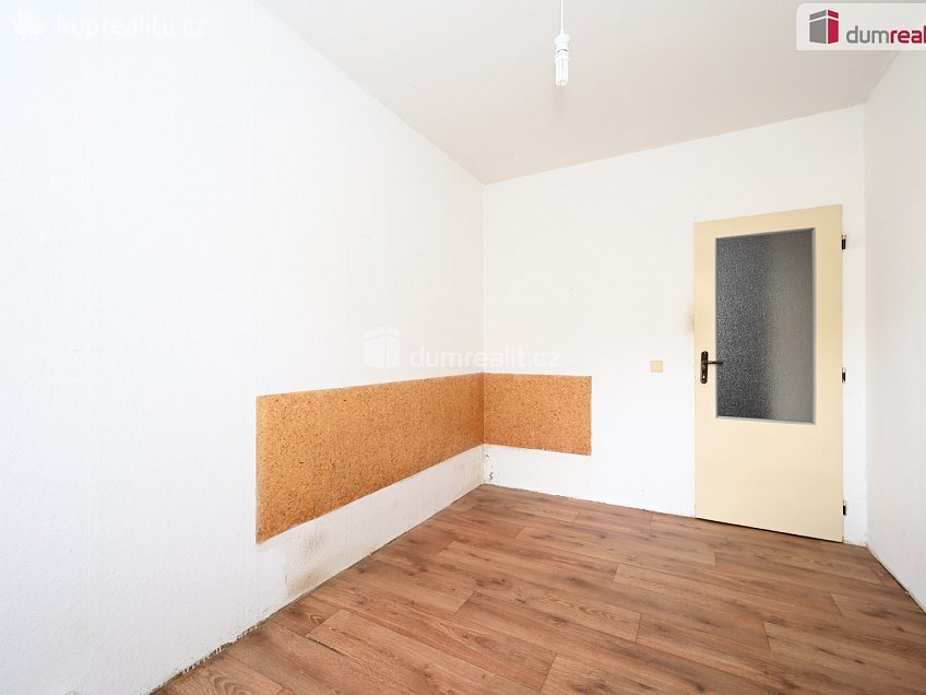 Prodej bytu 4+1 83 m^2 sídl. U Cukrovaru, Kralupy nad Vltavou 