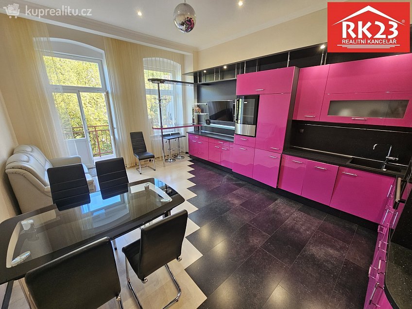 Prodej bytu 2+1 102 m^2 Hlavní třída 122, Mariánské Lázně 