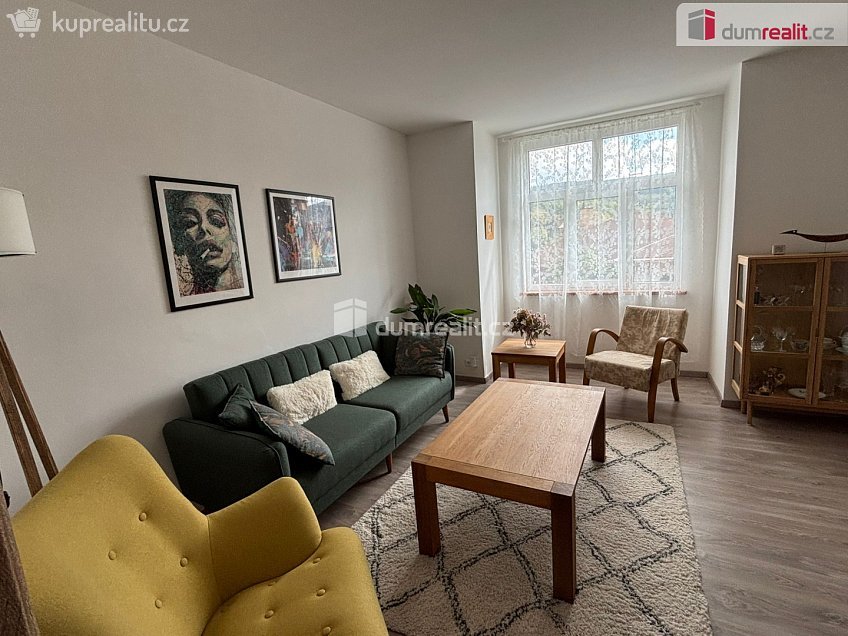 Prodej bytu 2+1 44 m^2 Josefa Černíka, Luhačovice 