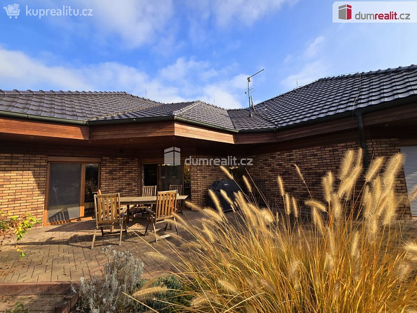 Prodej  rodinného domu 140 m^2 Na hluboké cestě, Brandýs nad Labem-Stará Boleslav 