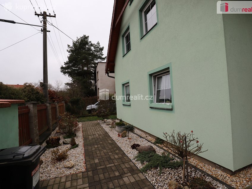 Prodej  rodinného domu 150 m^2 Zlatá, Cheb 