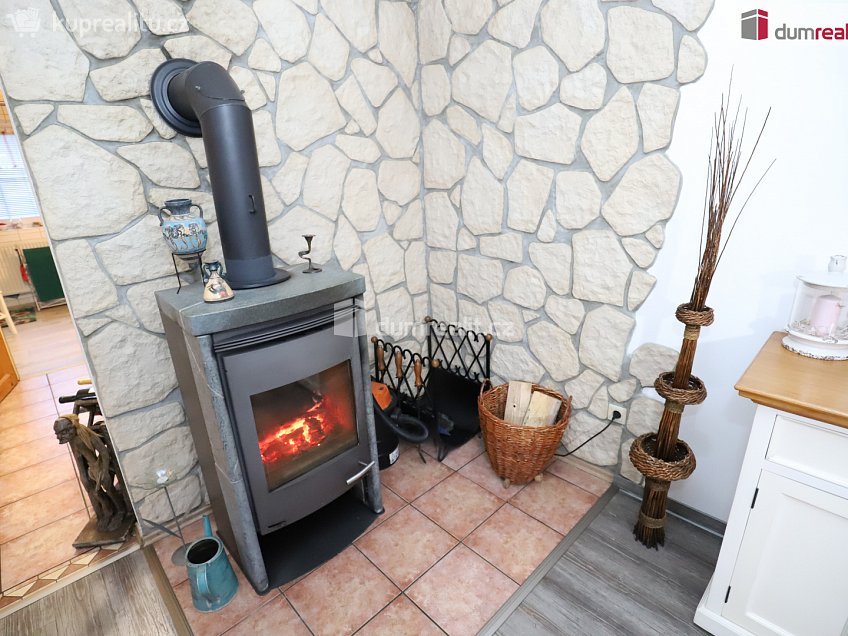 Prodej  rodinného domu 150 m^2 Zlatá, Cheb 