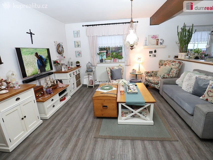 Prodej  rodinného domu 150 m^2 Zlatá, Cheb 