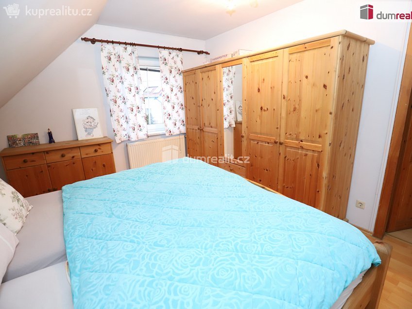 Prodej  rodinného domu 150 m^2 Zlatá, Cheb 