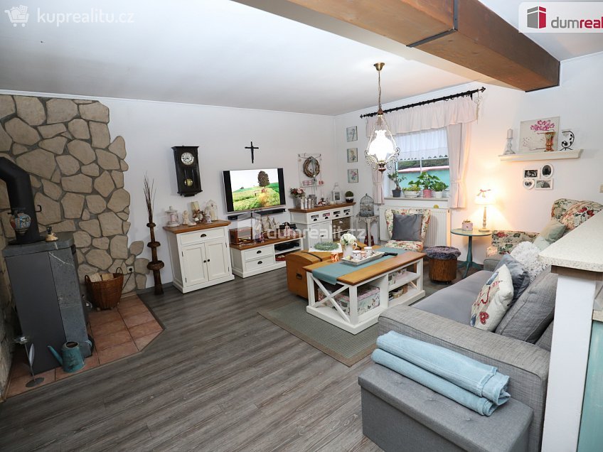 Prodej  rodinného domu 150 m^2 Zlatá, Cheb 