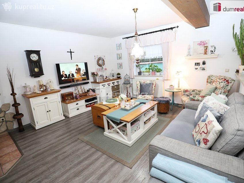 Prodej  rodinného domu 150 m^2 Zlatá, Cheb 