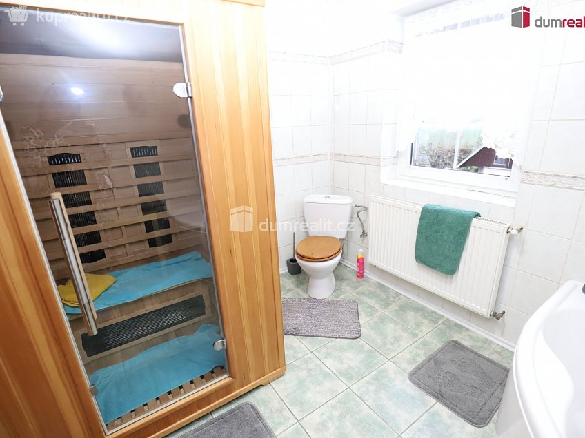 Prodej  rodinného domu 150 m^2 Zlatá, Cheb 