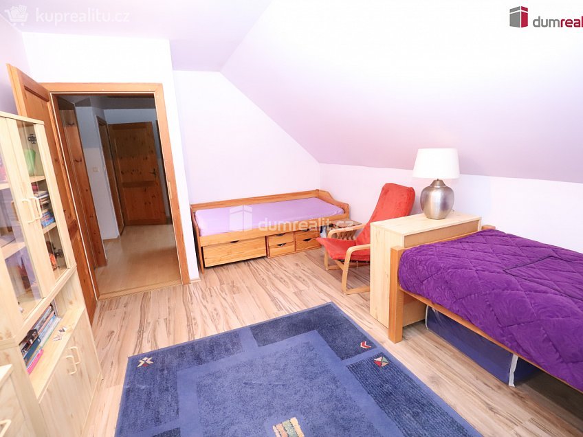 Prodej  rodinného domu 150 m^2 Zlatá, Cheb 