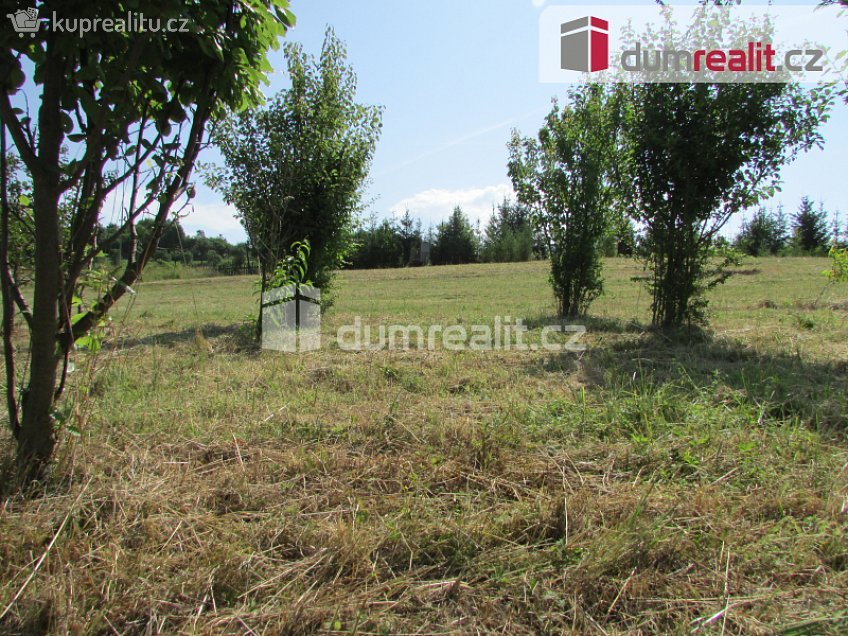 Prodej  stavebního pozemku 2032 m^2 Halenkovice, Halenkovice 