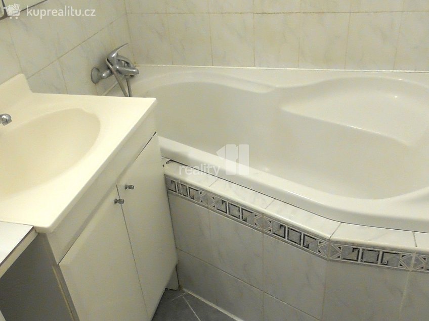 Prodej bytu 3+1 80 m^2 Šafaříkova, Ostrava 