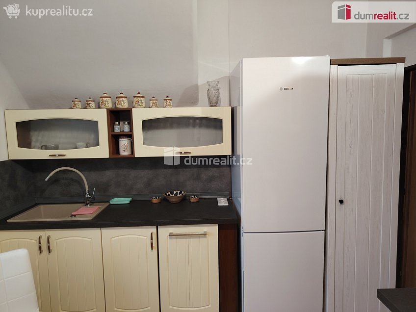 Pronájem bytu 2+1 75 m^2 Purkyňova, Děčín 