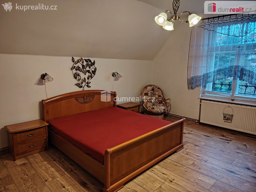 Pronájem bytu 2+1 75 m^2 Purkyňova, Děčín 