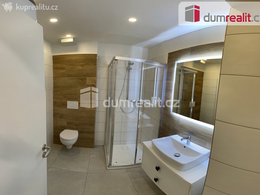 Pronájem bytu 1+kk 49 m^2 Dolní náměstí, Opava 