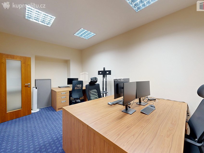Pronájem  kanceláře 67 m^2 Masařská, Opava 