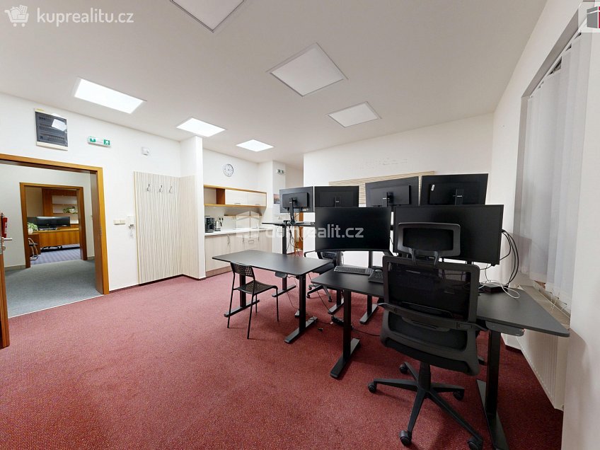 Pronájem  kanceláře 59 m^2 Masařská, Opava 