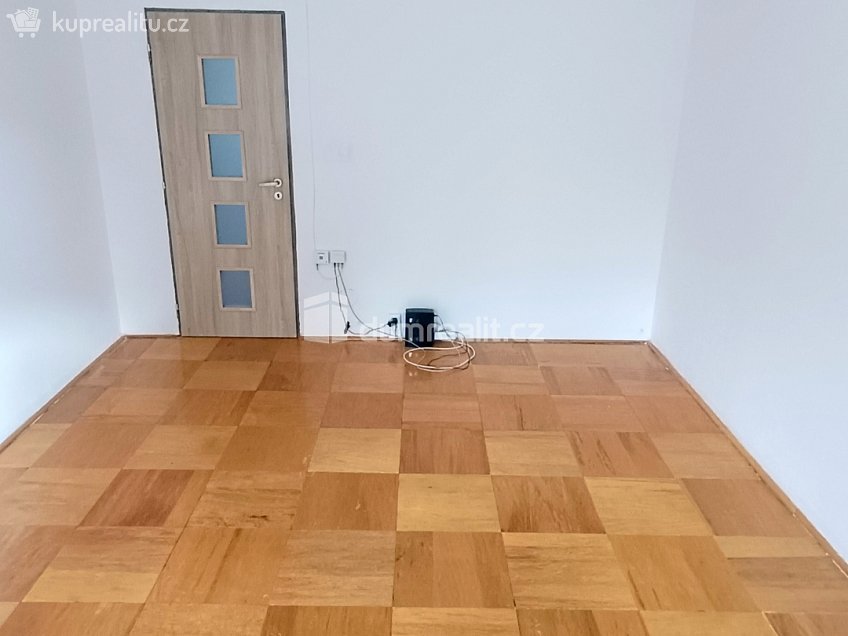 Pronájem bytu 2+1 65 m^2 Slezská, Děčín 