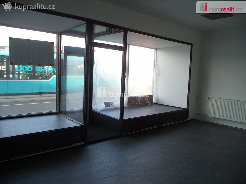 Pronájem  obchodních prostor 98 m^2 Ruská, Ostrava 