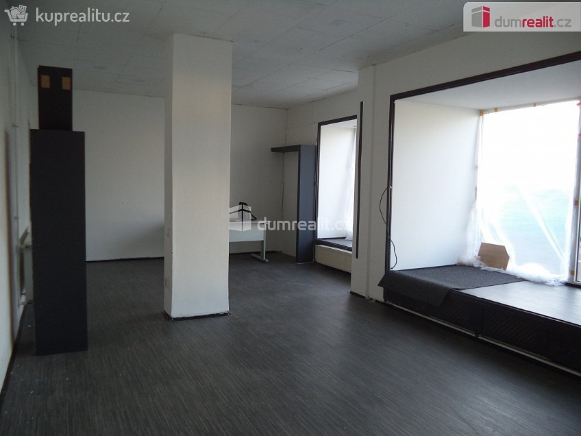 Pronájem  obchodních prostor 98 m^2 Ruská, Ostrava 