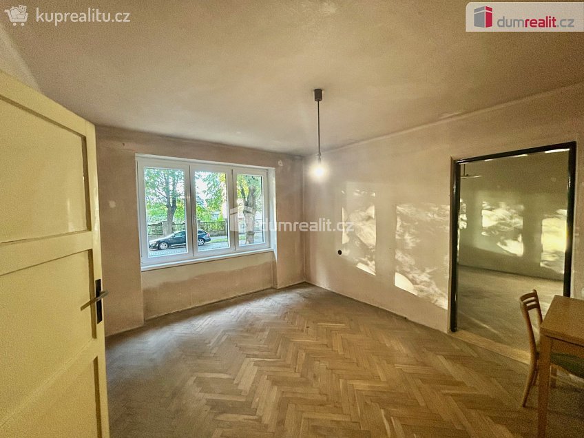 Prodej bytu 3+1 65 m^2 Dr. Beneše, Poděbrady 