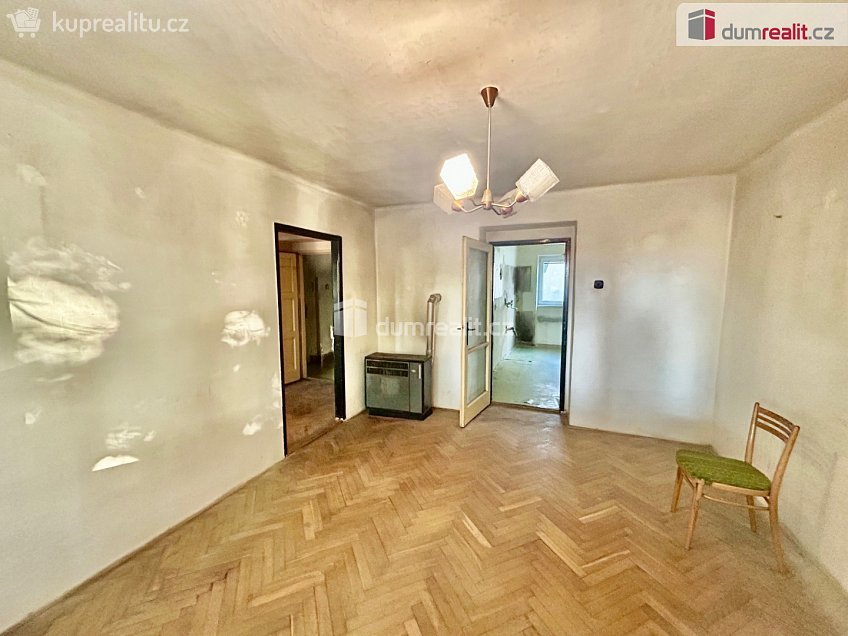 Prodej bytu 3+1 65 m^2 Dr. Beneše, Poděbrady 