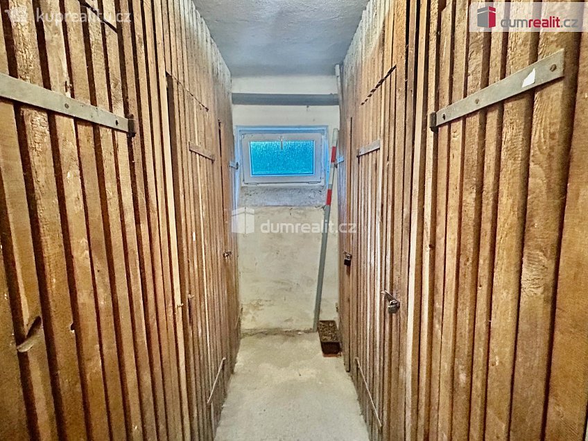 Prodej bytu 3+1 65 m^2 Dr. Beneše, Poděbrady 