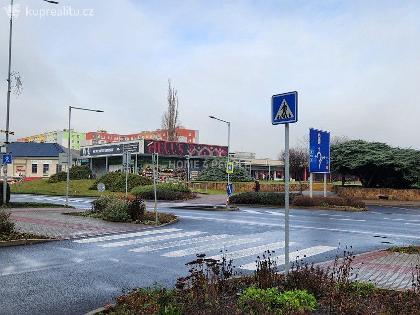 Pronájem bytu 2+1 54 m^2 Osvoboditelů, Lovosice 