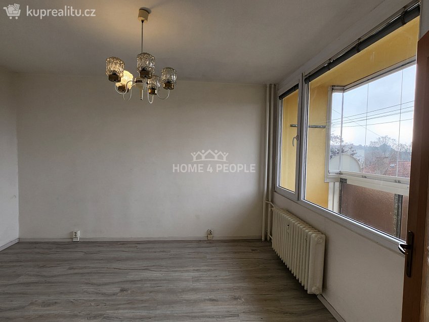 Pronájem bytu 2+1 54 m^2 Osvoboditelů, Lovosice 