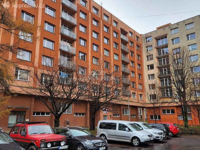 Pronájem bytu 2+1 54 m^2 Osvoboditelů, Lovosice 