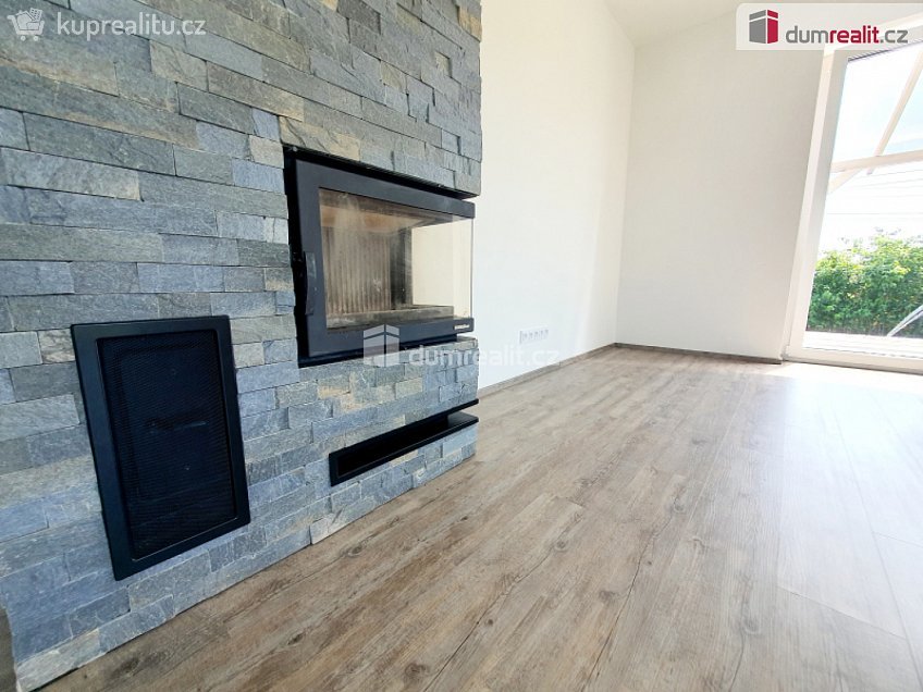 Pronájem  rodinného domu 127 m^2 Malý Újezd, Malý Újezd 