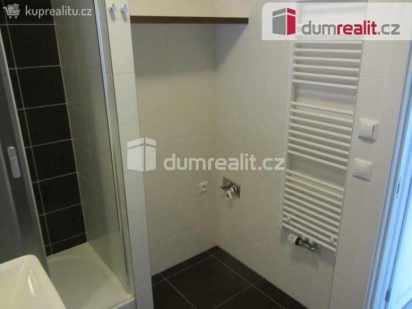 Pronájem bytu 4+kk 94 m^2 Jurkovičova, Praha 11 