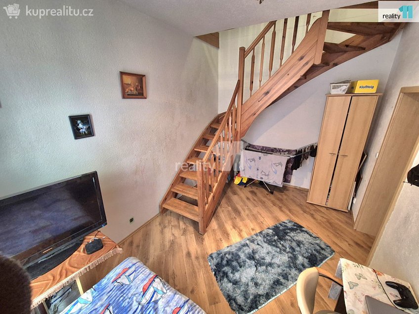 Prodej bytu 4+kk 88 m^2 Hlavní, Aš 