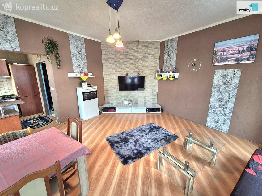 Prodej bytu 4+kk 88 m^2 Hlavní, Aš 