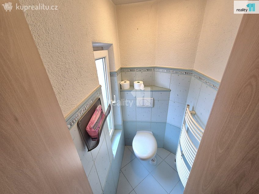 Prodej bytu 4+kk 88 m^2 Hlavní, Aš 