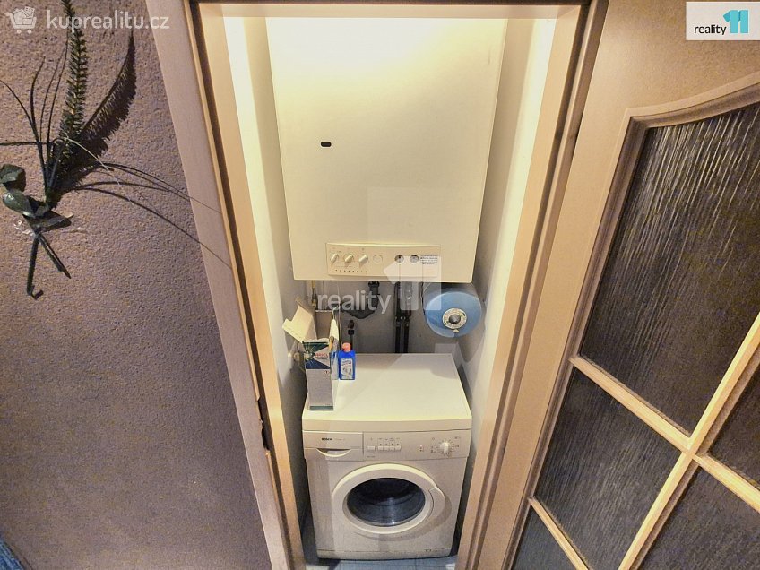 Prodej bytu 4+kk 88 m^2 Hlavní, Aš 