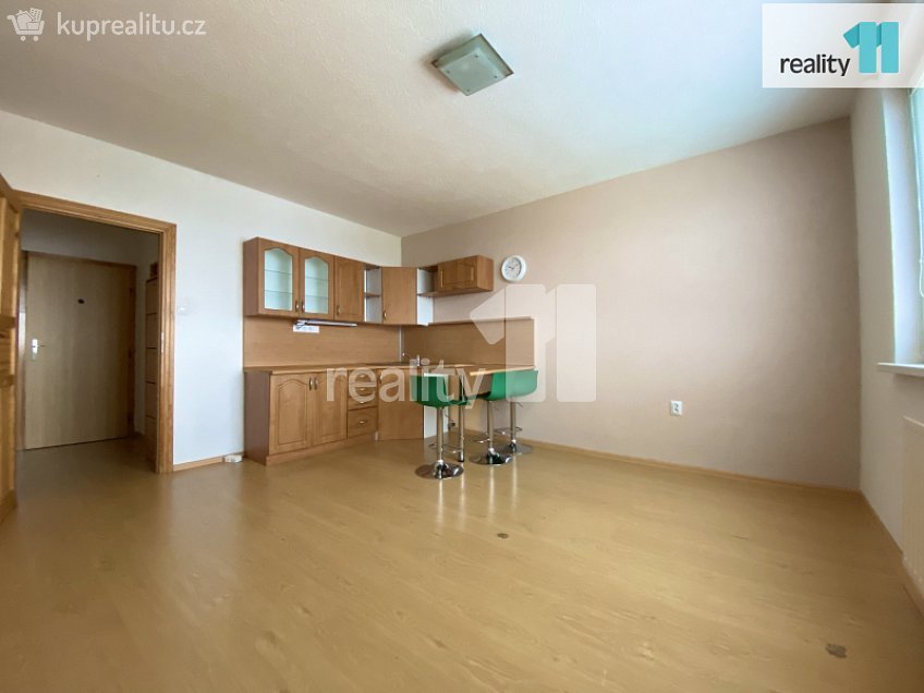 Pronájem bytu 2+kk 40 m^2 Okružní, Česká Lípa 