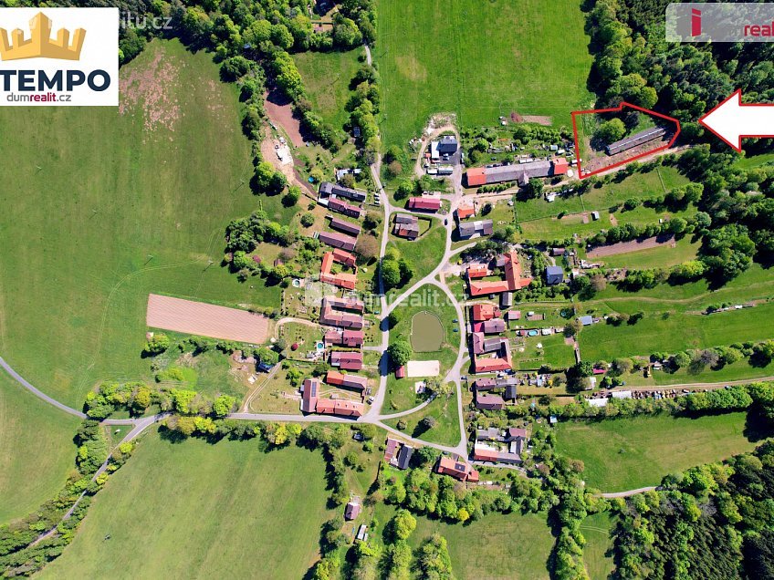 Prodej  stavebního pozemku 3996 m^2 Mičovice, Mičovice 