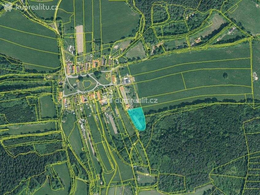 Prodej  stavebního pozemku 3996 m^2 Mičovice, Mičovice 