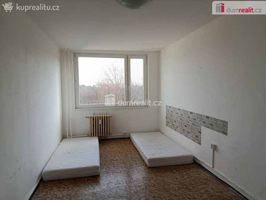 Pronájem bytu 3+1 70 m^2 Vodnická, Praha-Újezd 