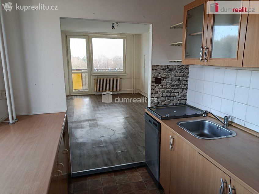 Pronájem bytu 3+1 70 m^2 Vodnická, Praha-Újezd 