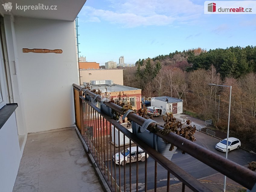 Pronájem bytu 3+1 70 m^2 Vodnická, Praha-Újezd 