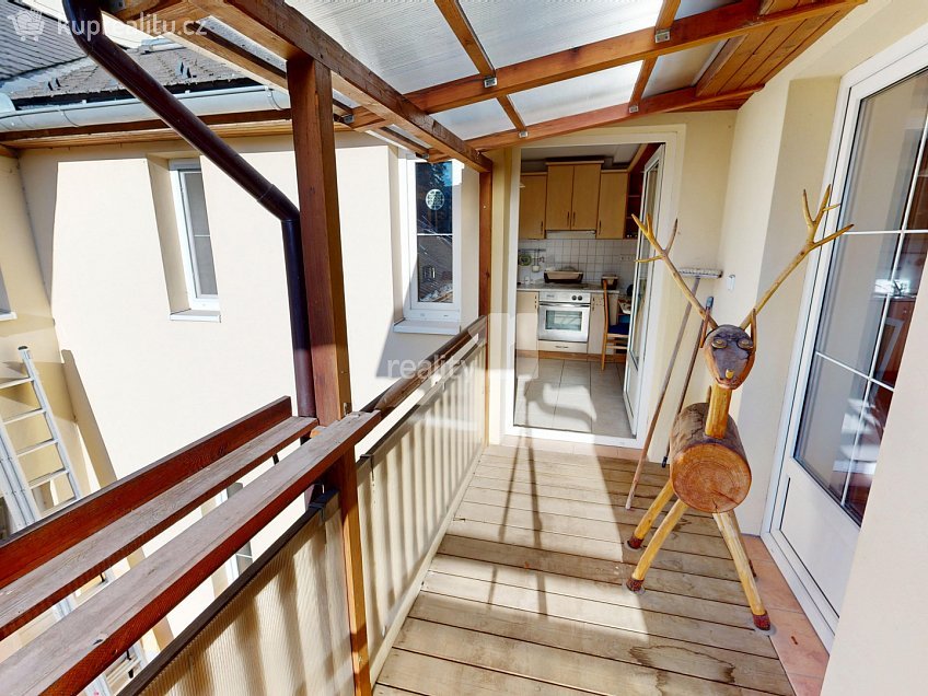 Prodej  rodinného domu 259 m^2 Srázná, Jihlava 