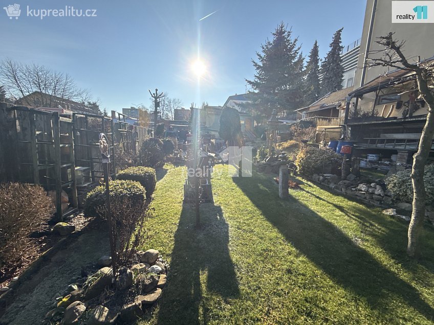 Prodej  rodinného domu 259 m^2 Srázná, Jihlava 