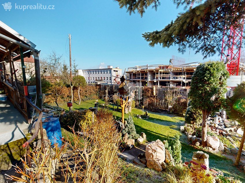 Prodej  rodinného domu 259 m^2 Srázná, Jihlava 