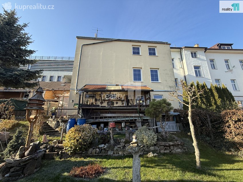 Prodej  rodinného domu 259 m^2 Srázná, Jihlava 