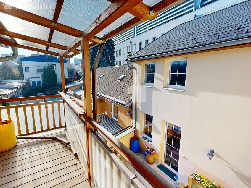 Prodej  rodinného domu 259 m^2 Srázná, Jihlava 